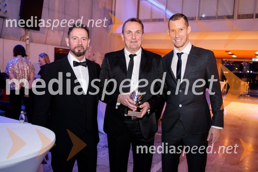  Alberto Giuliani, selektor Slovenske odbojkarske reprezentance;  Metod Ropret, predsednik Odbojkarske zveze Slovenije;  Tine  Urnaut, kapetan slovenske odbojkarske reprezentanceŠportnik leta 2019