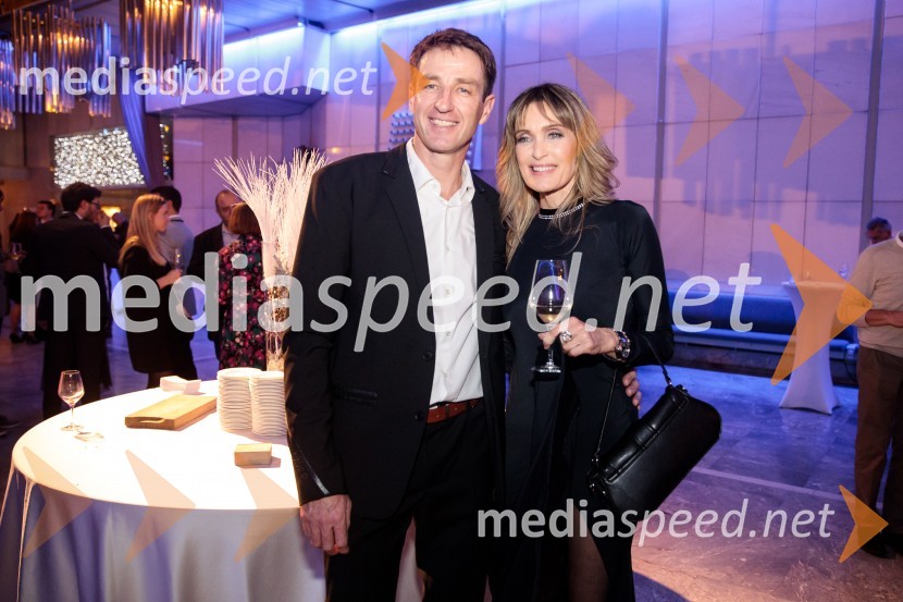  ... ;  Bernarda Marovt, nekdanja manekenkaŠportnik leta 2019