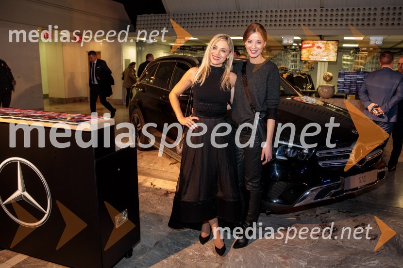  Katarina Čas, igralka;  Ajda Smrekar, igralkaŠportnik leta 2019