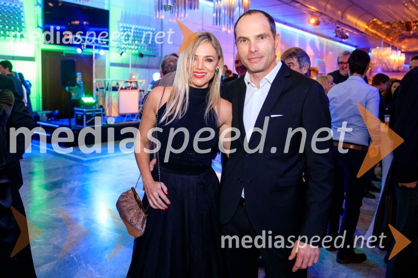  Katarina Čas, igralka;  Robert Lešnik, vodja zunanjega oblikovanja, Mercedes-BenzŠportnik leta 2019