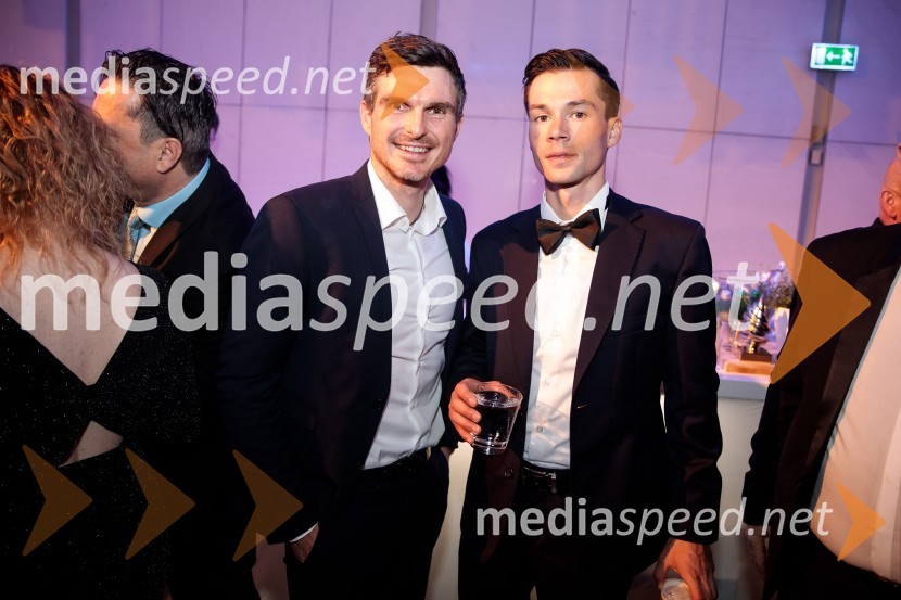  Peter Kauzer, kajakaš;  Primož Roglič, smučarski skakalec in kolesarŠportnik leta 2019