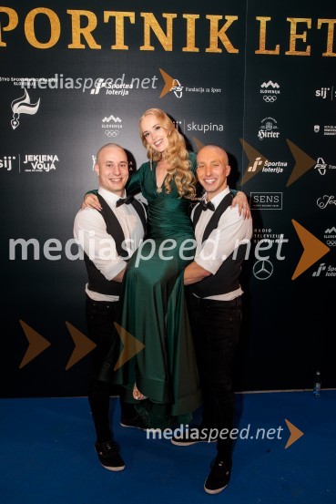  Blaž Slanič, F&B Acrobatics;  Nika Kljun, plesalka;  Filip Kržišnik, F&B AcrobaticsŠportnik leta 2019