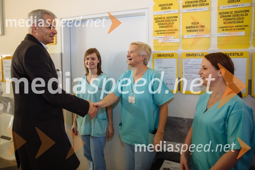  Aleksander Saša Arsenovič, župan, Mestna občina Maribor;  ... ;  ... ;  ... Županov obisk MO Maribor intervencijskih služb, porodnišnice in Doma pod Gorco