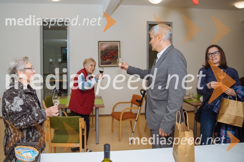  ... ;  ... ;  Aleksander Saša Arsenovič, župan, Mestna občina Maribor;  ... Županov obisk MO Maribor intervencijskih služb, porodnišnice in Doma pod Gorco