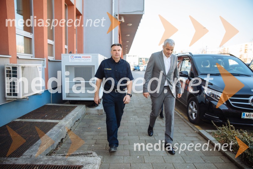 ... ;  Aleksander Saša Arsenovič, župan, Mestna občina MariborŽupanov obisk MO Maribor intervencijskih služb, porodnišnice in Doma pod Gorco