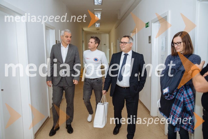  Aleksander Saša Arsenovič, župan, Mestna občina Maribor;  ... ;  ... ;  ... Županov obisk MO Maribor intervencijskih služb, porodnišnice in Doma pod Gorco