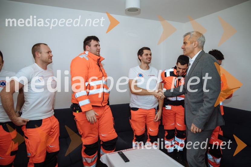 Županov obisk MO Maribor intervencijskih služb, porodnišnice in Doma pod Gorco