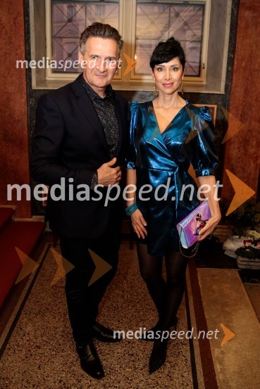  Milan Martin Cvikl,  član Sveta direktorjev Evropske banke za obnovo in razvoj (EBRD);  Jerca Legan Cvikl, predsednica fundacije Ženske brez meja in soorganizatorka WEF Slovenia 2020Slovenka leta 2019 je Ninna Kozorog