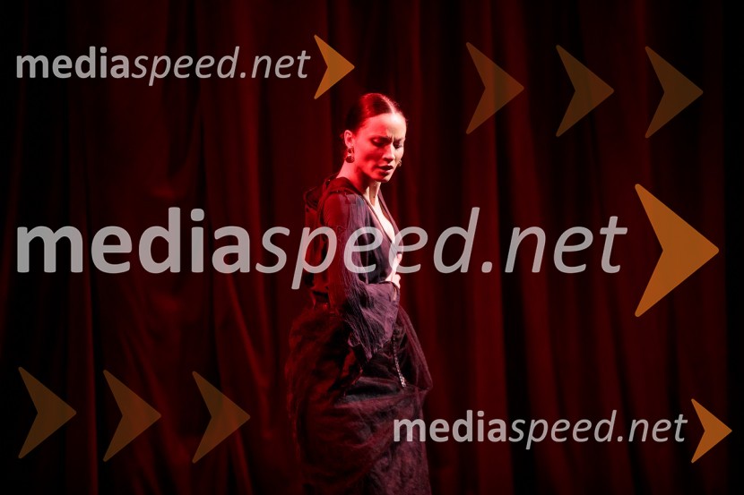  Urška Centa, plesalka flamenkaSlovenka leta 2019 je Ninna Kozorog