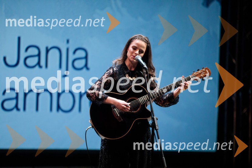  Ditka Čepin, glasbenicaSlovenka leta 2019 je Ninna Kozorog