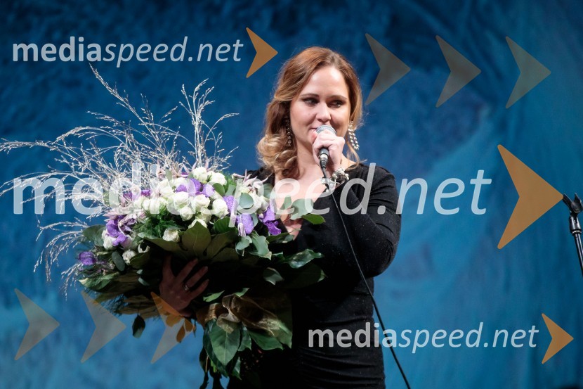 dr. Ninna Kozorog, zdravnica, predsednica društva HumanitarčekSlovenka leta 2019 je Ninna Kozorog