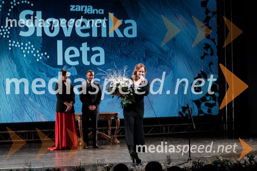  Melita Berzelak, odgovorna urednica revij Zarja in Pomagaj si sam;  Marjan  Šarec, predsednik Vlade Republike Slovenije; dr. Ninna Kozorog, zdravnica, predsednica društva HumanitarčekSlovenka leta 2019 je Ninna Kozorog