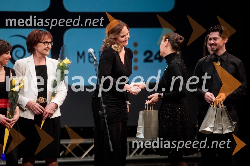  Duša  Hlade Zore, varuhinja pacientovih pravic; dr. Ninna Kozorog, zdravnica, predsednica društva Humanitarček;  ... ;  ... Slovenka leta 2019 je Ninna Kozorog