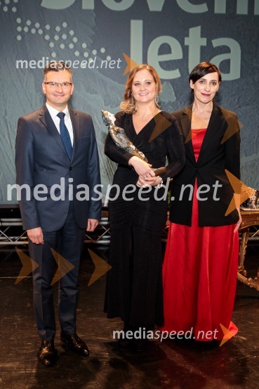  Marjan  Šarec, predsednik Vlade Republike Slovenije; dr. Ninna Kozorog, zdravnica, predsednica društva Humanitarček;  Melita Berzelak, odgovorna urednica revij Zarja in Pomagaj si samSlovenka leta 2019 je Ninna Kozorog