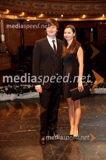  ... ;  Nina Šenk Kosem, skladateljicaSlovenka leta 2019 je Ninna Kozorog