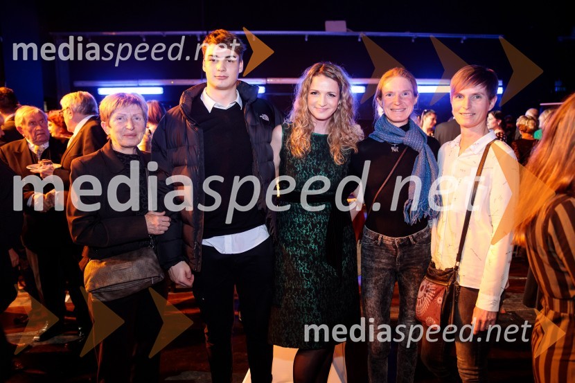  ... ;  ... ;  Bronja Žakelj, pisateljica;  ... ;  ... Slovenka leta 2019 je Ninna Kozorog