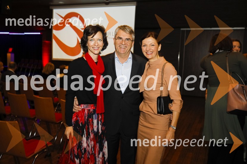  Saša Mrak, izvršna direktorica Združenja Manager;  Aleksander  Zalaznik, generalni direktor Danfoss Trata, predsednik Združenja Manager; prof. dr. Maja Makovec Brenčič, nekdanja ministrica za izobraževanje, znanost in športInženirka leta 2019 je Aida Kamišalić Latifić