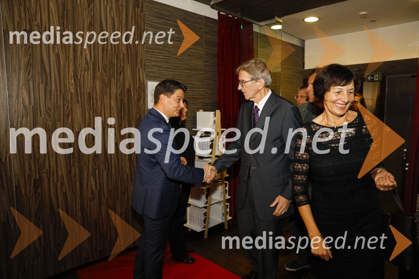 mag. Jože Torkar, Petrol, d.d., predsednik projekta Inženirke in inženirji bomo!;  ... ;  ... Inženirka leta 2019 je Aida Kamišalić Latifić