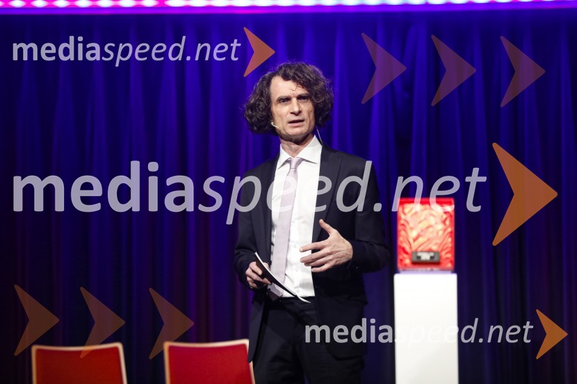  Jure Longyka, moderatorInženirka leta 2019 je Aida Kamišalić Latifić