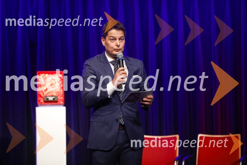 mag. Jože Torkar, Petrol, d.d., predsednik projekta Inženirke in inženirji bomo!Inženirka leta 2019 je Aida Kamišalić Latifić