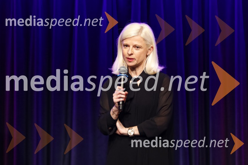 mag. Ksenija Klampfer, ministrica za delo, družino, socialne zadeve in enake možnosti RSInženirka leta 2019 je Aida Kamišalić Latifić