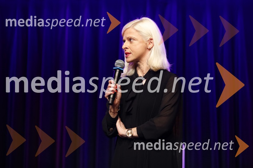 mag. Ksenija Klampfer, ministrica za delo, družino, socialne zadeve in enake možnosti RSInženirka leta 2019 je Aida Kamišalić Latifić