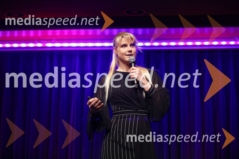 dr. Dora Domajnko, razvojna inženirka, RLS merilna tehnika, Inženirka leta 2018Inženirka leta 2019 je Aida Kamišalić Latifić