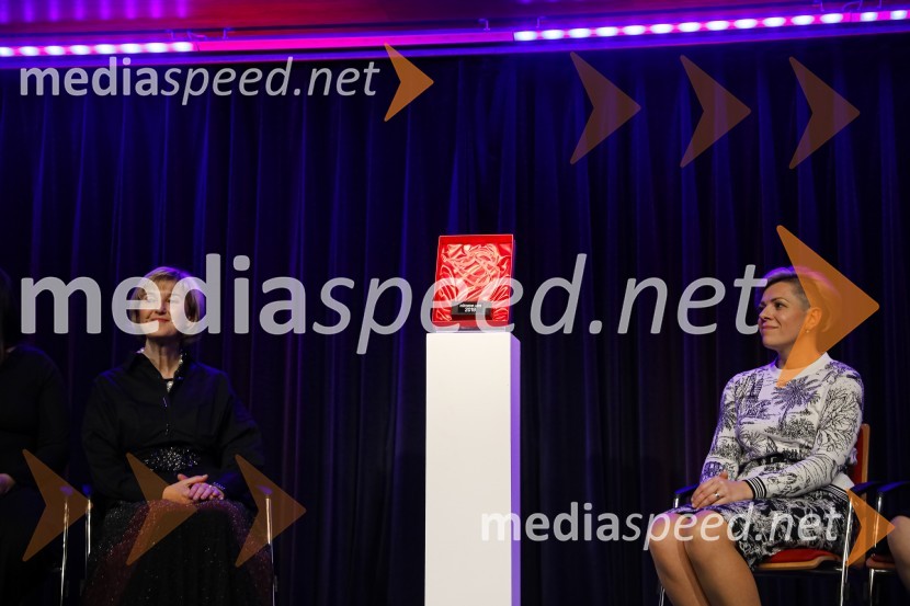  Ana  Robnik; dr. Aida  Kamišalić Latifić,  Fakulteta za elektrotehniko, računalništvo in informatiko, Univerza v MariboruInženirka leta 2019 je Aida Kamišalić Latifić