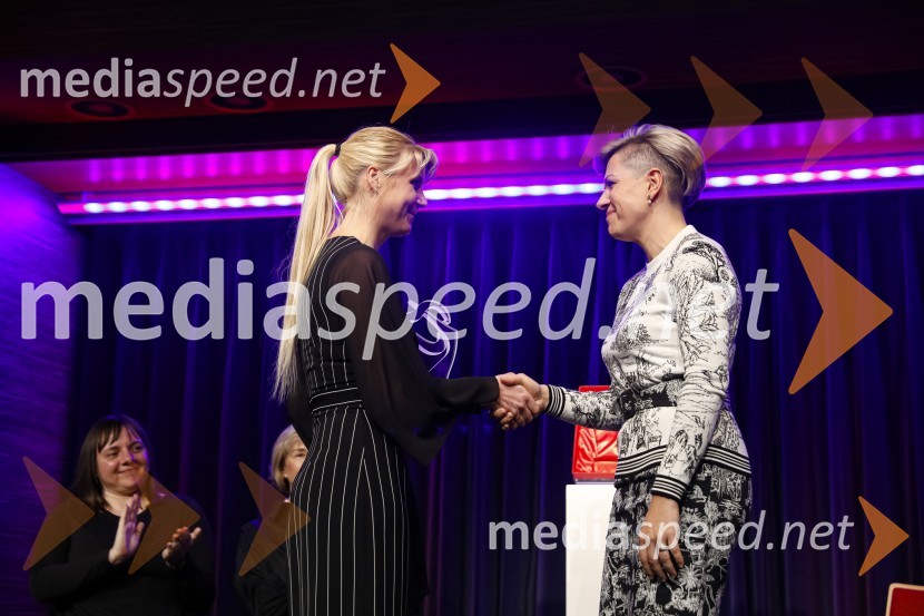 dr. Dora Domajnko, razvojna inženirka, RLS merilna tehnika, Inženirka leta 2018; dr. Aida  Kamišalić Latifić,  Fakulteta za elektrotehniko, računalništvo in informatiko, Univerza v MariboruInženirka leta 2019 je Aida Kamišalić Latifić