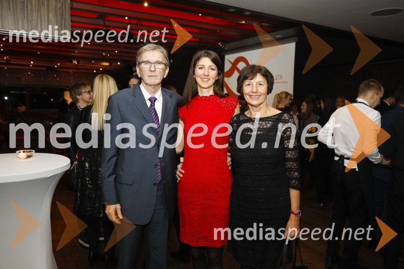  ... ;  Eneja Osterman;  ... Inženirka leta 2019 je Aida Kamišalić Latifić