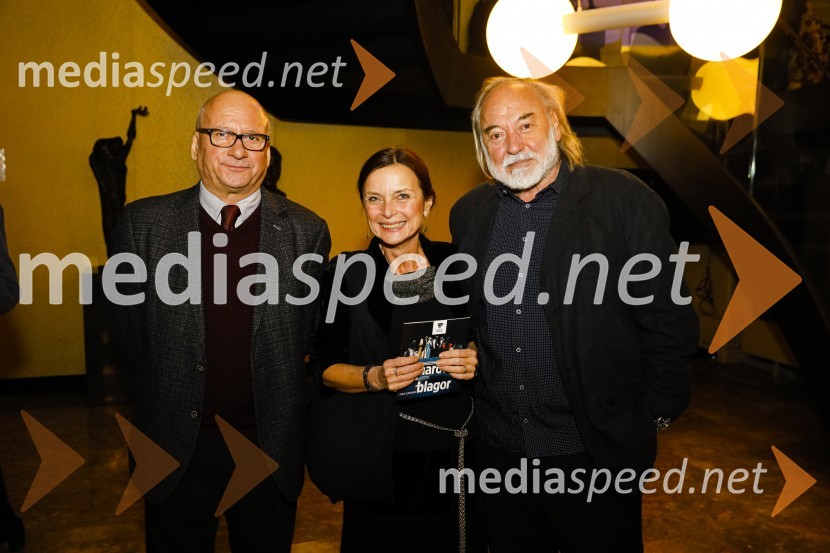  Janez Pipan, režiser;  Darja Hlavka Godina, glasbena oblikovalka;  Karpo Godina, režiserZa narodov blagor, premiera satirične komedije