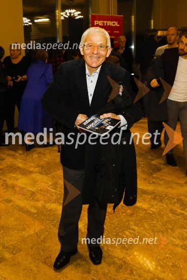  Tone Peršak, pisateljZa narodov blagor, premiera satirične komedije