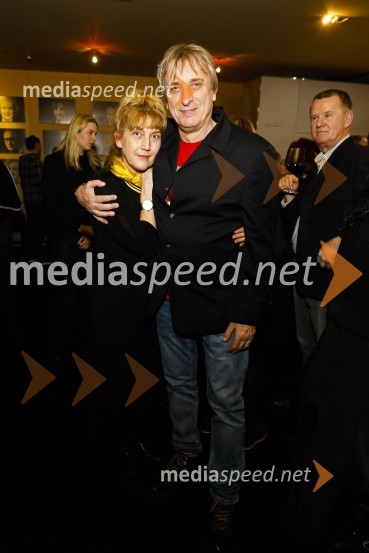  Barbara Hieng Samobor, direktorica in umetniška vodja MGL;  Matjaž Zupančič, režiserZa narodov blagor, premiera satirične komedije