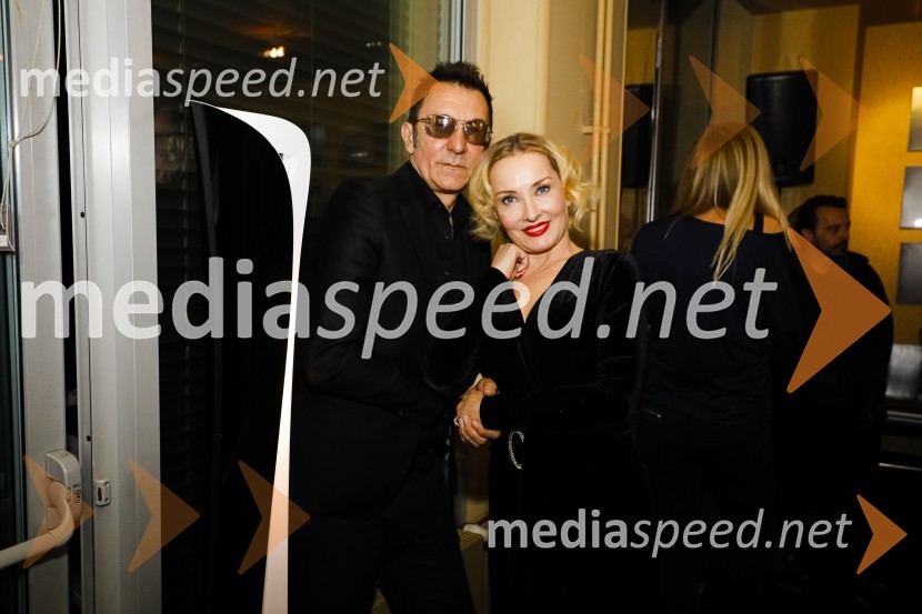  Branko  Đurić - Đuro, igralec;  Tanja Ribič, igralkaZa narodov blagor, premiera satirične komedije