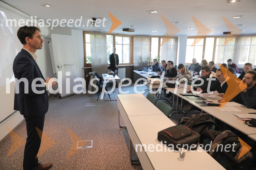 Slovenska predstavitev vozila Renault Captur