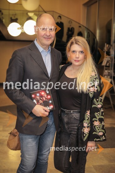 Karaoke, premiera glasbene drame