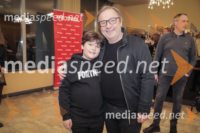  Tibor Emeršič;  Bojan Emeršič, igralecKaraoke, premiera glasbene drame