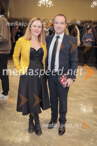  Nika Kunaver, novinarka, POP TV;  Aleksander Strel, vodja protokola RSKaraoke, premiera glasbene drame