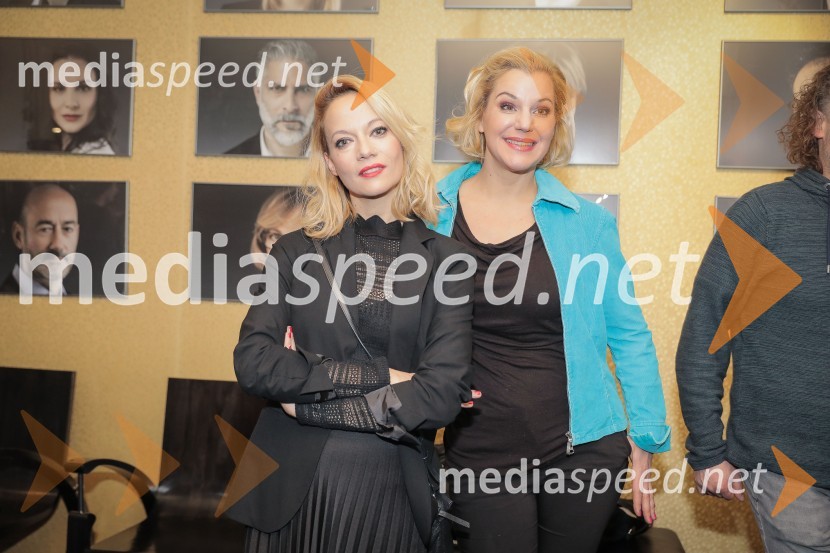  Viktorija Bencik Emeršič, igralka;  Karin Komljanec, igralkaKaraoke, premiera glasbene drame