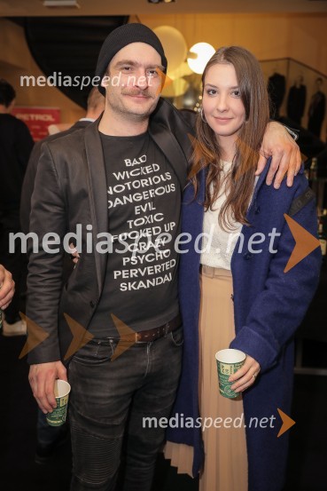  Gregor Gruden, igralec;  ... Karaoke, premiera glasbene drame