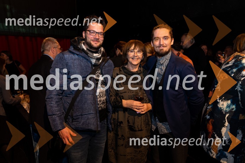  ... ;  ... ;  Klemen Janežič, igralec Maria, premiera drame