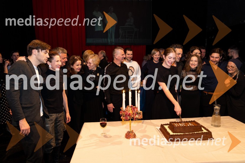 Maria, premiera drame