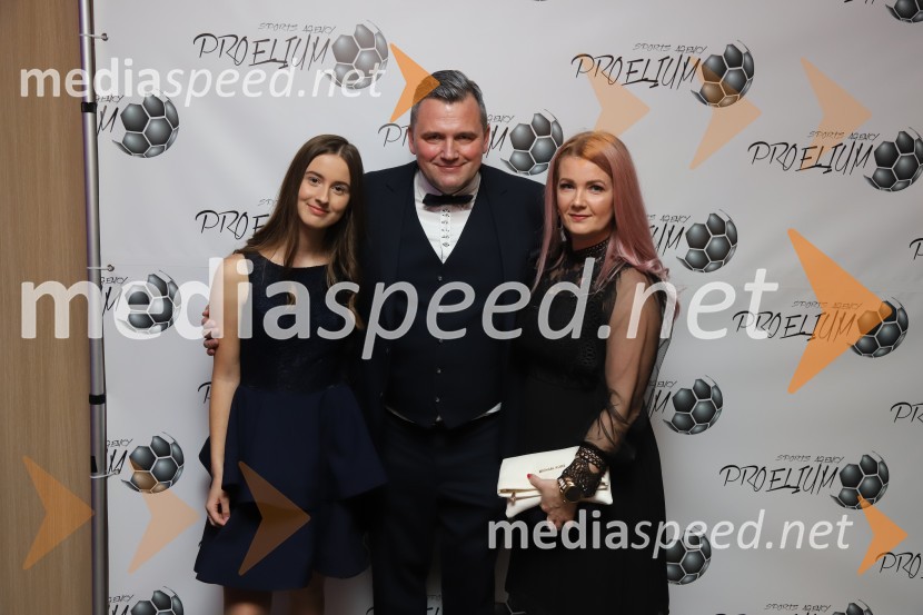  ... ;  Damir Battisti, direktor Adecco H. R. d.o.o.;  Tjaša GobecGala Proelium 2019, razglasitev najboljših športnikov in druženje