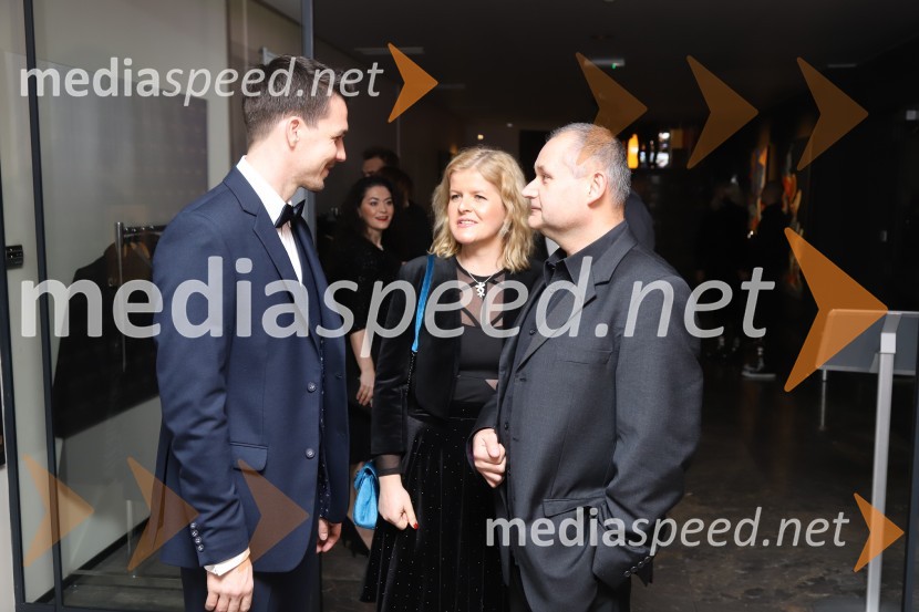  Jan Ternjak, direktor Športne agencije Proelium;  Milica Simonič Steiner;  Robi SimončičGala Proelium 2019, razglasitev najboljših športnikov in druženje