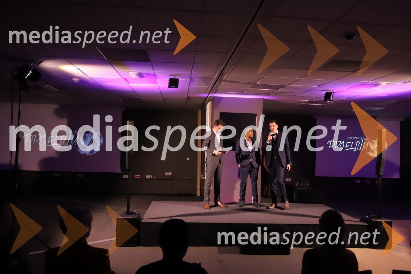  Mitja Šeško, moderator prireditev ;  Marcos  Tavares, nogometaš, NK Maribor;  Jan Ternjak, direktor Športne agencije ProeliumGala Proelium 2019, razglasitev najboljših športnikov in druženje