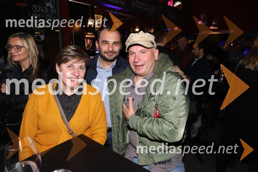  Danica  Ksela, novinarka POP TV;  Simon Neuvirt, snemalec ;  Robert Kranvogel, filmski ustvarjalecOd Eldorada do pekla, premiera dokumentarnega filma