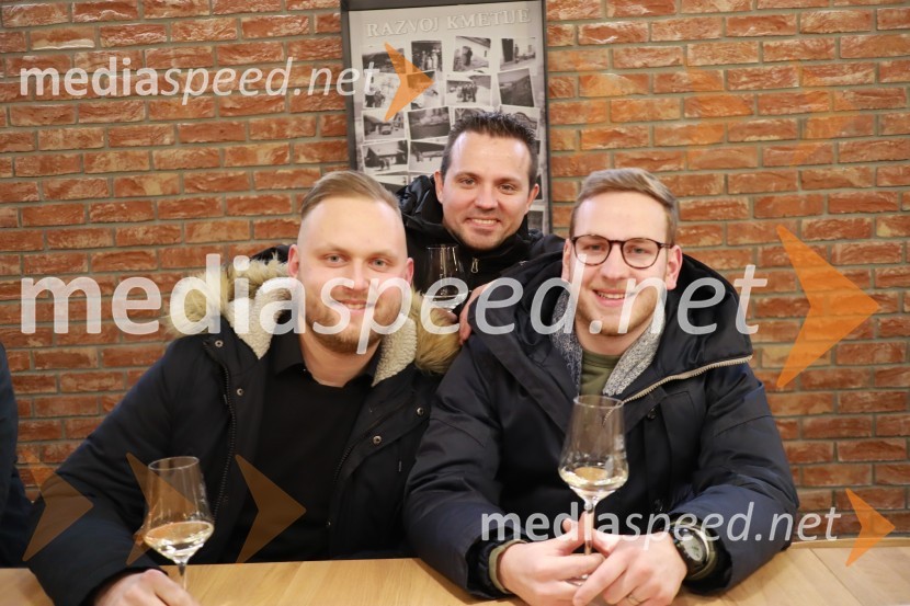  Anže Krže, fotograf;  Sandi Fišer, fotograf, Mediaspeed;  Vid Rotar, fotografMediaspeed praznuje 18 let