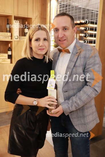  Natalija Cvetko, vodja projektov, Mediaspeed;  Borut  Cvetko, kreativni direktor, MediaspeedMediaspeed praznuje 18 let