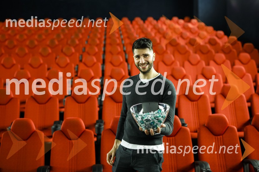  Uroš Bitenc, moderator, radio AntenaFilm Podli fantje za vedno navdušil v Cineplexxu