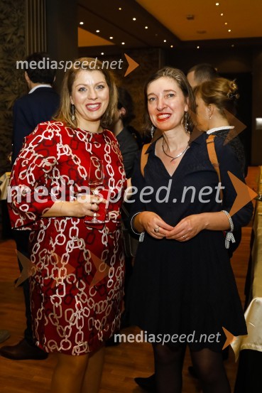  Špela  Šikovec, Francosko slovenski poslovni klub;   Isabelle  Desvignes, Direktorica Francoskega inštituta v SlovenijiGalette des rois novoletno srečanje Francosko slovenskega poslovnega kluba in Francoskega veleposlaništva v Sloveniji